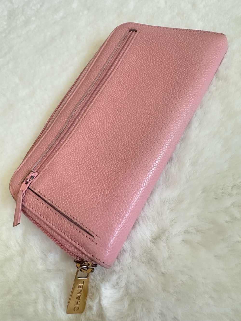 CHANEL Pink Caviar Zip-Around Wallet - Picture 9 of 14